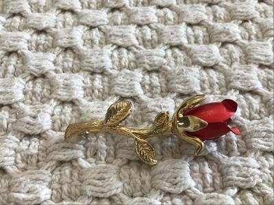 Vintage Rose pin