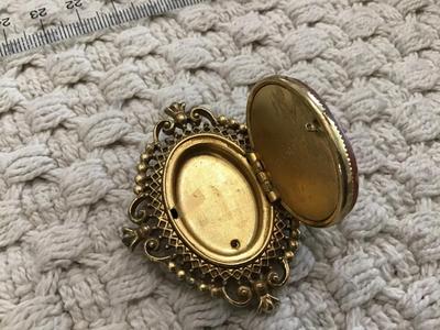 Avon Cameo perfume Locket