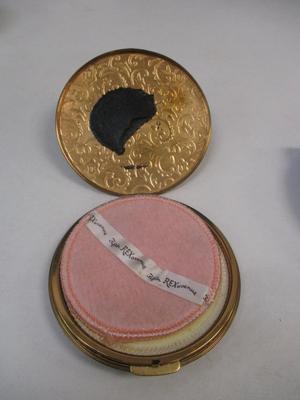 Rex Fifth Avenue Compact For Sale - Cheramy April Showers Deluxe Pink Powder Box - Jar With Screw Top Elusive Cream Dachet