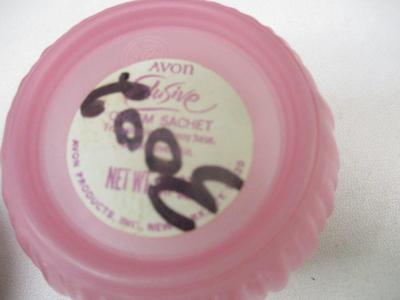 Rex Fifth Avenue Compact For Sale - Cheramy April Showers Deluxe Pink Powder Box - Jar With Screw Top Elusive Cream Dachet