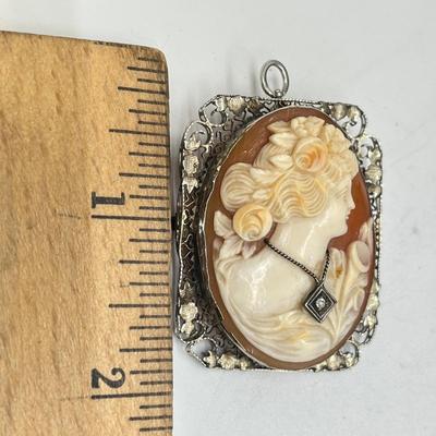 LOT 61: Vintage / Antique Art Deco Cameo 14K White Gold and Diamond Cameo Pin / Pendant - 9.8 grams total weight