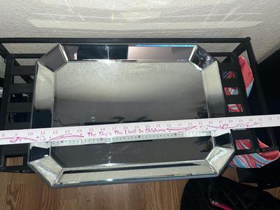 Mirrored tray