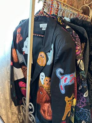 Clothing w Decorative Rack 60-80 pieces of Women's size L -2XL Fashion Brands