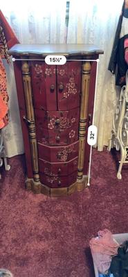 Sale Photo Thumbnail #653