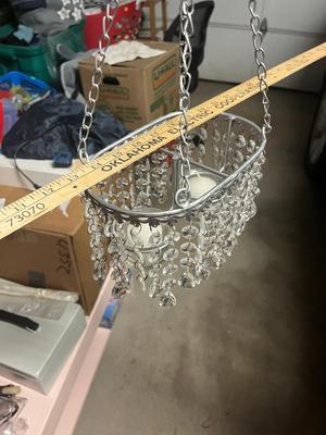 Hanging crystal candle holder