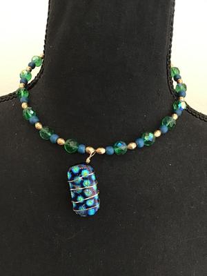 Glass Pendant Necklace collar