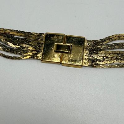 Gold and Silver Jewelry plus Sparkling Gems (ST-HS)