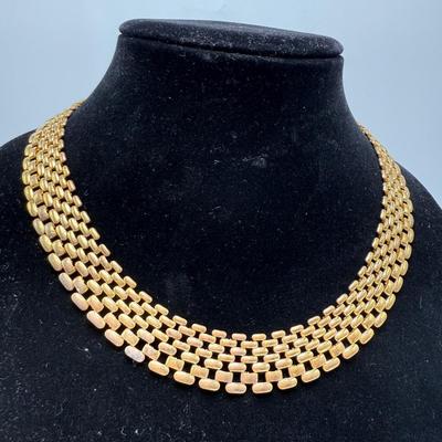 Gold and Silver Jewelry plus Sparkling Gems (ST-HS)