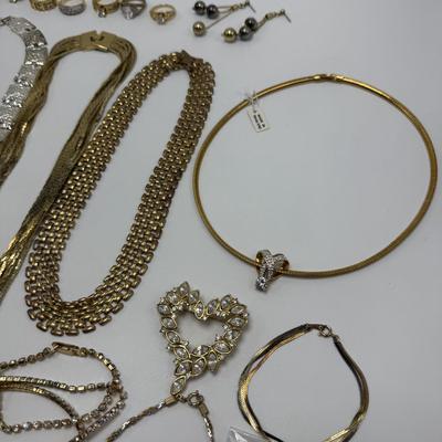 Gold and Silver Jewelry plus Sparkling Gems (ST-HS)