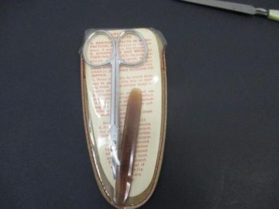 Aluminum Hair Clips - Manicure Set - File With Pearl Style Handle