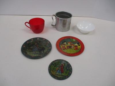 Vintage Child's Little Red Riding Hood Tin Plates & Mickey Mouse & Minnie Tin Cup Late