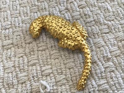 Matte Textured 1980 Panther / Leopard Brooch