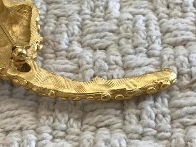 Matte Textured 1980 Panther / Leopard Brooch