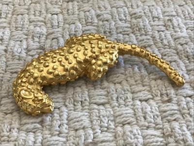 Matte Textured 1980 Panther / Leopard Brooch