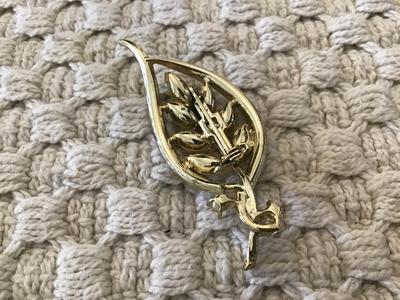 Vintage Rhinestone Brooch