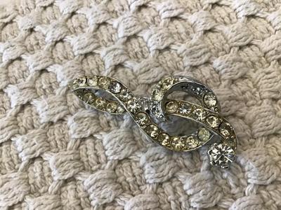 Vintage Rhinestone Brooch