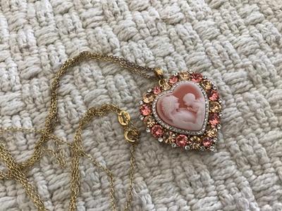 RL 925 Double Chain Marked Peach Crystal Cameo 1980