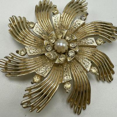 Vintage Brooches incl. Cloisonné w/ Unique Jewelry & More (ST-HS)