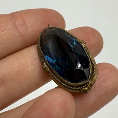 Vintage Brooches incl. Cloisonné w/ Unique Jewelry & More (ST-HS)