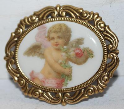 Porcelain-Style Oval CHERUB BROOCH (2" x 1¾") on a Brass-Colored Setting