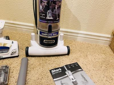 HARDLY USED SHARK ROTATOR NV500 SERIES BAGLESS VACUUM