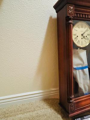HOWARD MILLER WESTMINSTER CHIME WALL CLOCK