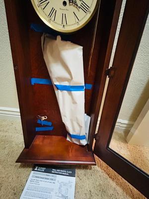 HOWARD MILLER WESTMINSTER CHIME WALL CLOCK