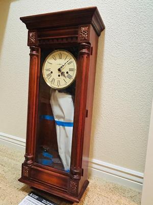 HOWARD MILLER WESTMINSTER CHIME WALL CLOCK