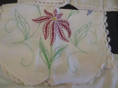Vintage Hand-Embroidered Linen Floral Design #7
