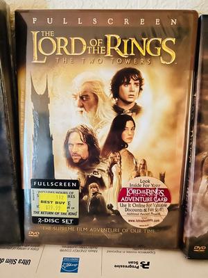 SONY DVD PLAYER AND THE LORD OF THE RINGS DVD’S
