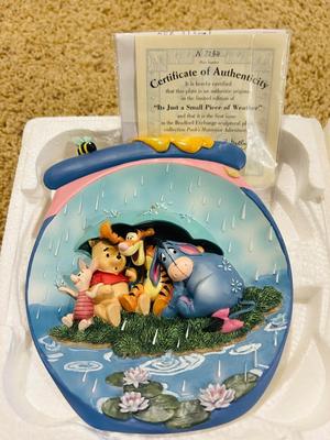 "WINNIE THE POOH HONEY POT ADVENTURES” SCULPTURAL PLATES FROM THE BRADFORD EXCHANGE