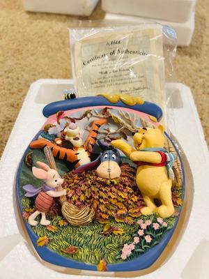 "WINNIE THE POOH HONEY POT ADVENTURES” SCULPTURAL PLATES FROM THE BRADFORD EXCHANGE