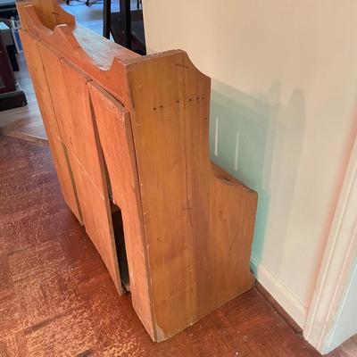 Two Wooden Shelf Units (DR-JS)