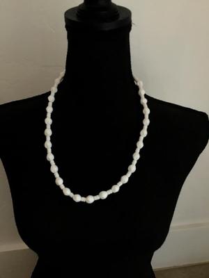 Vintage white beaded necklace