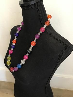 Very, very beautiful multicolored necklace