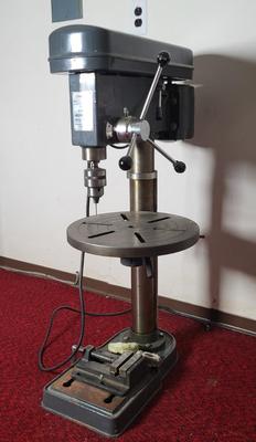 LOT 76B: Cummins Nine Speed Heavy Duty Drill Press