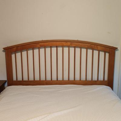 LOT 138: Contemporary Style Dresser and Queen Size Bedframe