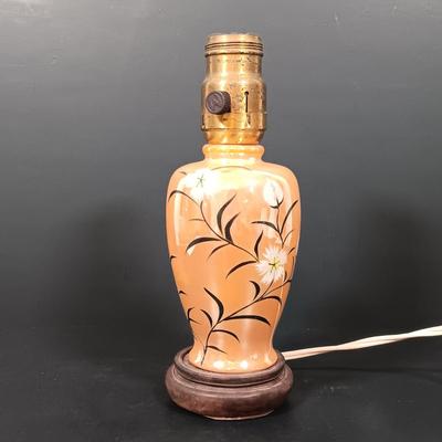 LOT 149: Vintage Lustreware Petite Table Lamp with Pink Hobnail Table Lamp