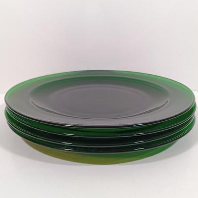 LOT 206: Forest Green Depression Glass Dishware