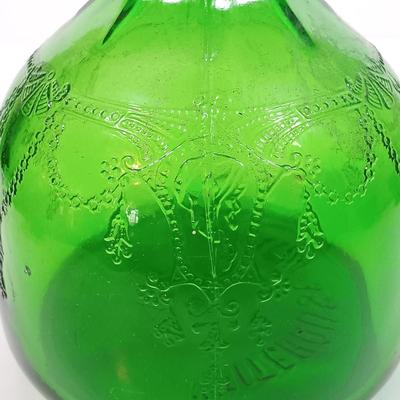 LOT 206: Forest Green Depression Glass Dishware
