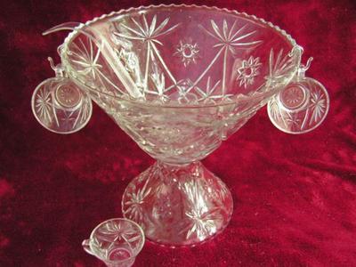 Anchor Hocking c.1960s prescut crystal punch bowl set w/12 cups