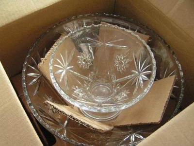 Anchor Hocking c.1960s prescut crystal punch bowl set w/12 cups