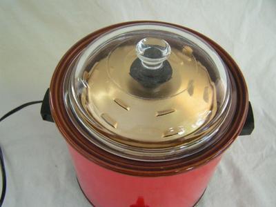 CLASSIC Rival Crock Pot with “Bread ‘n Cake Bake” baking insert