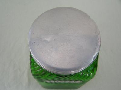 1of4 Square glass canister w/lid. About 7" tall