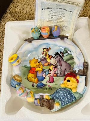 WINNIE THE POOH SWEET DREAMS COLLECTION SCULPTURAL PLATES FROM THE BRADFORD EXCHANGE
