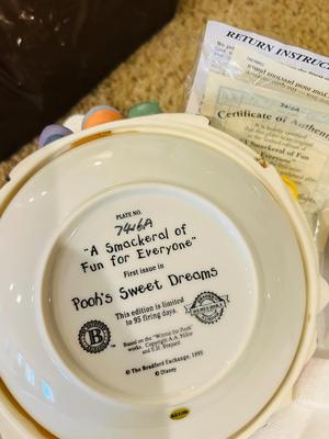 WINNIE THE POOH SWEET DREAMS COLLECTION SCULPTURAL PLATES FROM THE BRADFORD EXCHANGE