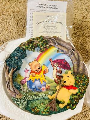 WINNIE THE POOH SWEET DREAMS COLLECTION SCULPTURAL PLATES FROM THE BRADFORD EXCHANGE