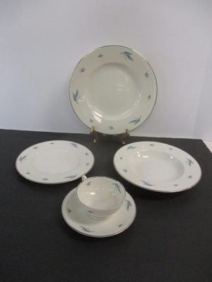 33 Pieces Of Vintage Syracuse Celeste Platinum Trim Blue Leaves