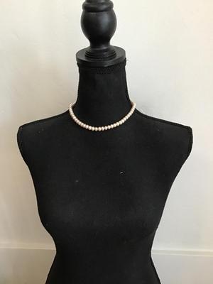 Vintage Light pink Pearl necklace