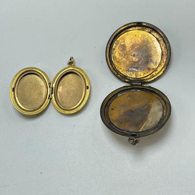 Compacts, Locket, Cameos and More Timeless Pieces (ST-SS)